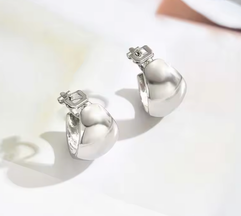 Classic Water Drop Ear Cuff