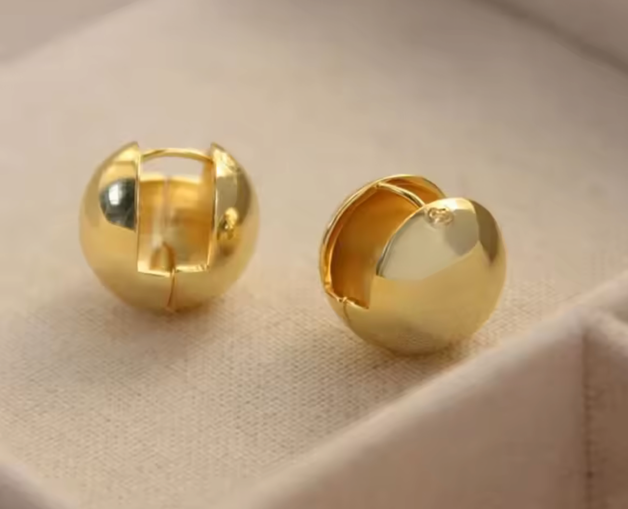 2026 French Luxury Textured Hoop Earrings